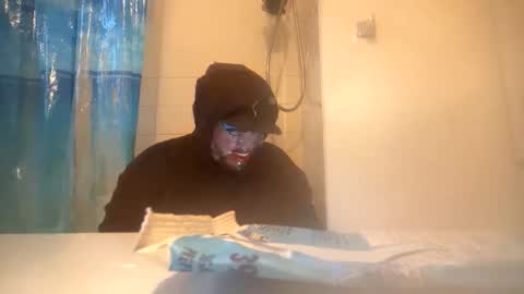 Snapshot of toryveinz chatting on October 25, 3:29 pm toryveinz online show from October 25, 3:29 pm