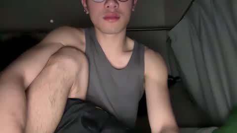 Snapshot of toshikaro0 chatting on January 25, 4:57 pm Karo online show from January 25, 4:57 pm