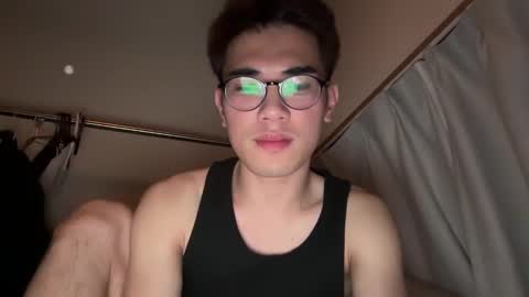 Snapshot of toshikaro0 chatting on February 2, 2:24 pm Karo online show from February 2, 2:24 pm