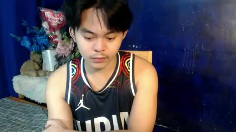 Toshiro online show from November 13, 12:42 am