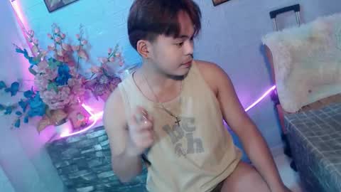 Snapshot of toshirokunn chatting on June 2, 10:23 pm Toshiro online show from June 2, 10:23 pm