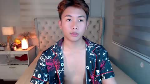 Snapshot of totalbabe1x chatting on February 6, 11:21 am totalbabe1x online show from February 6, 11:21 am