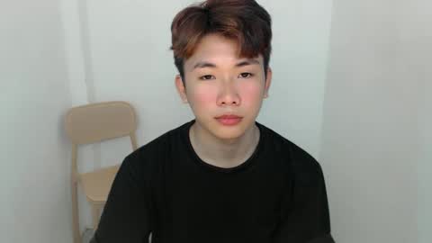 Snapshot of totalbabe1x chatting on February 9, 10:20 am totalbabe1x online show from February 9, 10:20 am