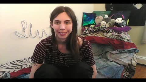 Snapshot of totalfuckingadorable chatting on May 7, 3:23 am Luna online show from May 7, 3:23 am