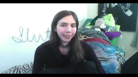Snapshot of totalfuckingadorable chatting on May 23, 1:33 am Luna online show from May 23, 1:33 am