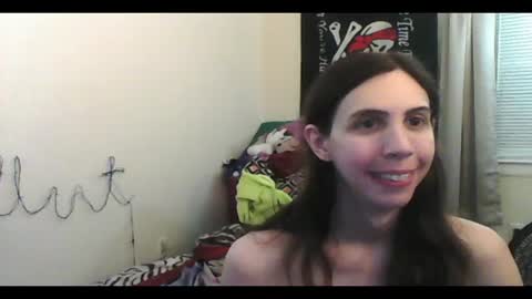 Snapshot of totalfuckingadorable chatting on June 12, 2:10 am Luna online show from June 12, 2:10 am