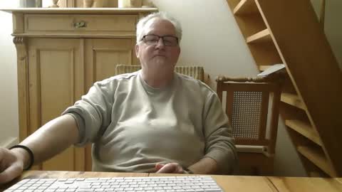 toto758 online show from March 30, 8:43 pm