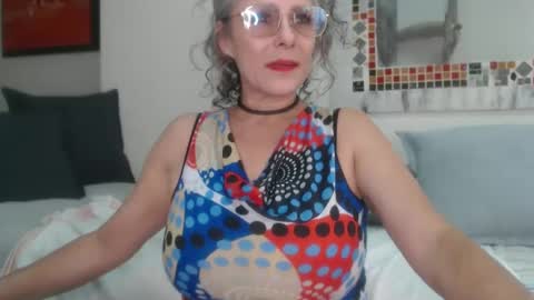 TotyPink online show from September 19, 3:02 pm