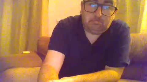 Snapshot of toucanfuck chatting on January 22, 1:42 am tryingnewthings online show from January 22, 1:42 am