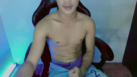 Alison online show from February 1, 8:05 pm