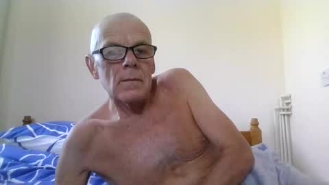 Snapshot of touche5656607203 chatting on March 3, 9:11 am touche5656607203 online show from March 3, 9:11 am