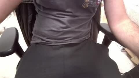 Snapshot of toumout222 chatting on April 15, 4:47 pm toumout222 online show from April 15, 4:47 pm