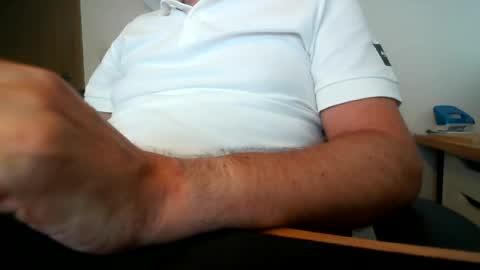 touth_69 online show from June 29, 8:42 am