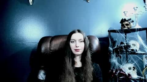 toxicdomme online show from April 29, 6:25 pm