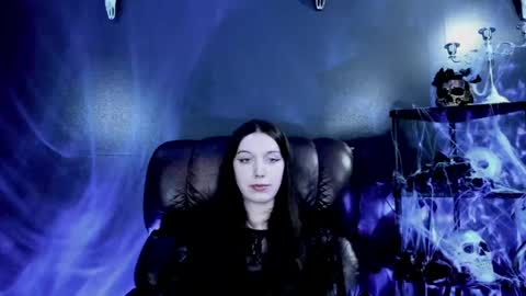 toxicdomme online show from May 4, 4:03 pm