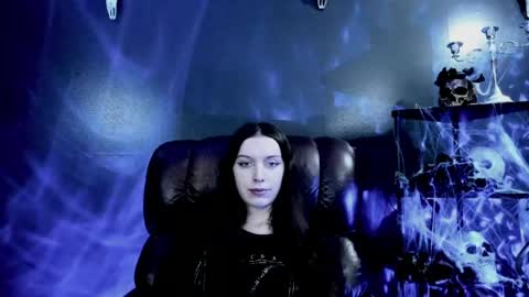 toxicdomme online show from May 5, 6:05 pm