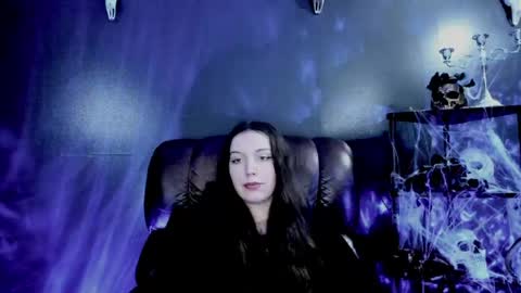 toxicdomme online show from May 13, 4:48 pm