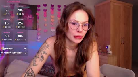 toxkiss online show from October 31, 5:19 am