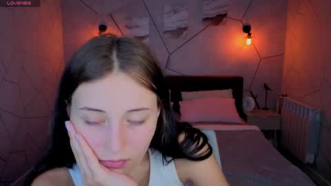 Snapshot of tracey_gill chatting on July 9, 9:02 am tracey_gill online show from July 9, 9:02 am