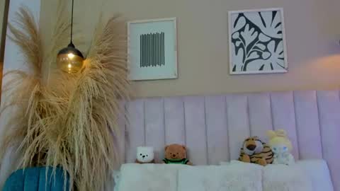 Tracy  online show from July 31, 1:32 pm