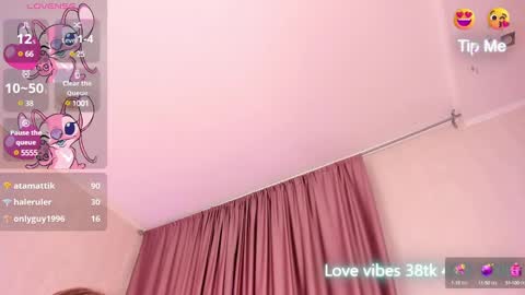 Snapshot of tracy_tay1or chatting on February 19, 3:06 am Tracy GMT2 Mon 3 AM - 4 PM Tue 3 AM - 4 PM Wed 3 AM - 4 PM Thur 3 AM - 4 PM Fri 3 AM - 4 PM online show from February 19, 3:06 am