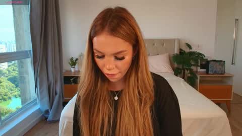 Snapshot of tracy_tay1or chatting on April 16, 11:00 am Tracy GMT2 Mon 3 AM - 4 PM Tue 3 AM - 4 PM Wed 3 AM - 4 PM Thur 3 AM - 4 PM Fri 3 AM - 4 PM online show from April 16, 11:00 am