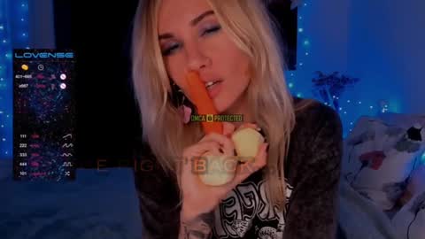 Hey my name is Kiri Kiri online show from January 12, 11:04 pm