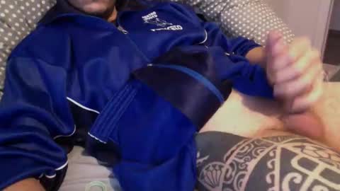 Snapshot of tramaund chatting on November 19, 3:01 pm tramaund online show from November 19, 3:01 pm