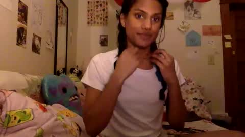 Snapshot of transamoure chatting on February 9, 4:05 am transamoure online show from February 9, 4:05 am