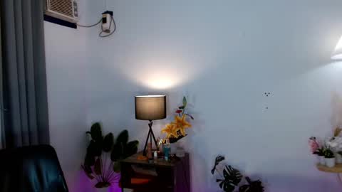 Selena the real cummer online show from February 20, 10:37 am