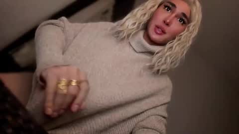 ALMIGHTY GODDESS VALENTINA online show from November 14, 8:18 pm