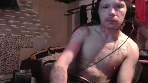 trapb606 online show from March 17, 11:57 am