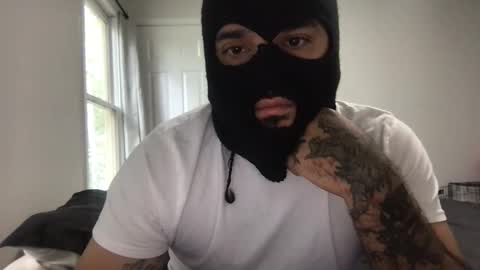 Snapshot of trapzaddy212 chatting on October 7, 3:53 pm trapzaddy212 online show from October 7, 3:53 pm