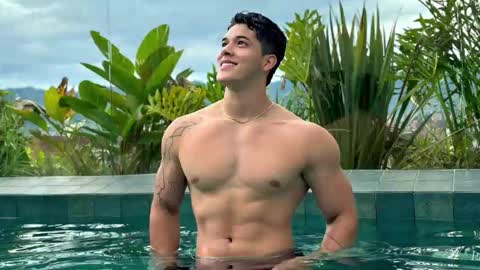 Snapshot of travis_joplinn chatting on December 1, 11:43 pm travis joplin online show from December 1, 11:43 pm