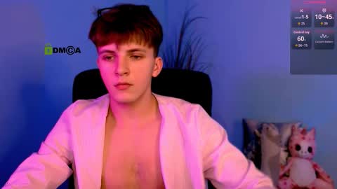 Travis online show from November 9, 8:07 pm