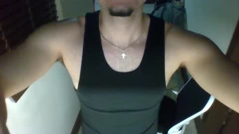 trayyay online show from March 11, 7:36 am