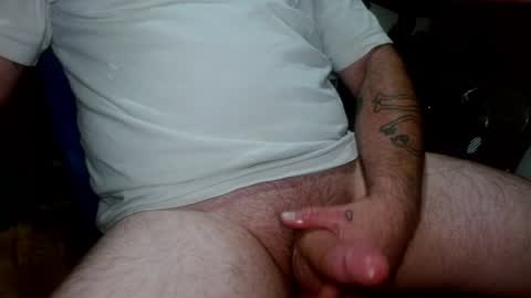 Snapshot of treasured_trash chatting on May 15, 6:04 pm Dilly Dally online show from May 15, 6:04 pm