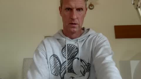 Snapshot of trebo00788 chatting on March 15, 1:50 pm trebo00788 online show from March 15, 1:50 pm
