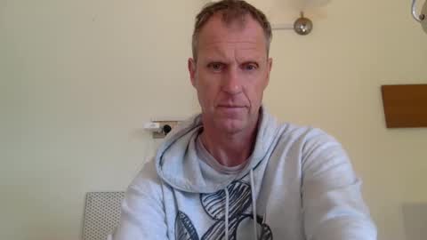 Snapshot of trebo00788 chatting on April 19, 7:07 am trebo00788 online show from April 19, 7:07 am