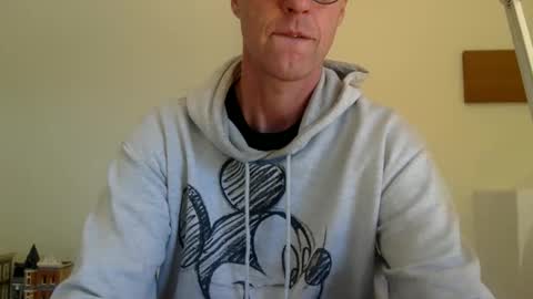 Snapshot of trebo00788 chatting on April 25, 7:55 am trebo00788 online show from April 25, 7:55 am