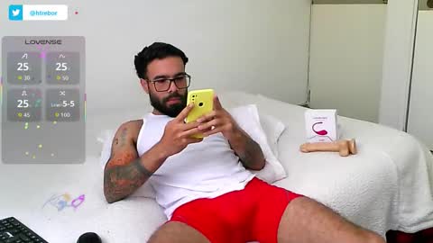 Hunter man online show from February 13, 6:48 pm