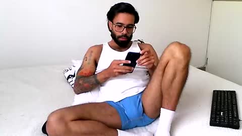 Snapshot of treborshunter chatting on July 8, 7:40 pm Hunter man online show from July 8, 7:40 pm