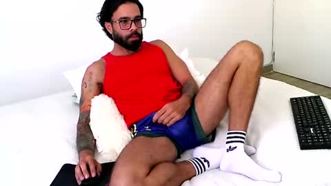 Snapshot of treborshunter chatting on July 15, 8:36 pm Hunter man online show from July 15, 8:36 pm