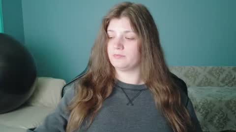 TreeJeanne online show from June 25, 3:16 pm