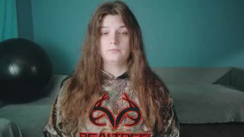 TreeJeanne online show from August 3, 1:38 pm
