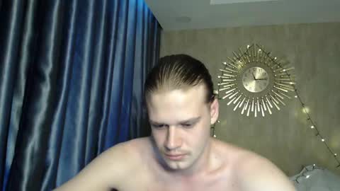 Sarah And Jon online show from January 15, 3:11 am