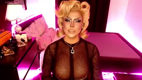 Jade online show from October 27, 8:51 am