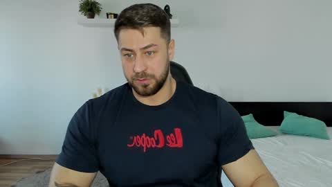 Trent online show from December 13, 8:09 am