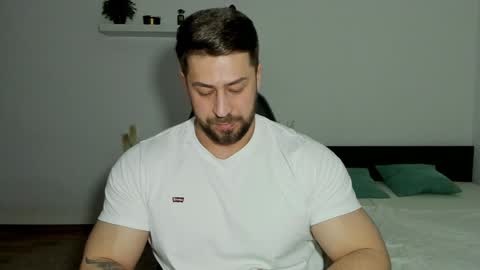 Trent online show from December 17, 6:53 pm