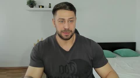 Trent online show from February 14, 8:42 am